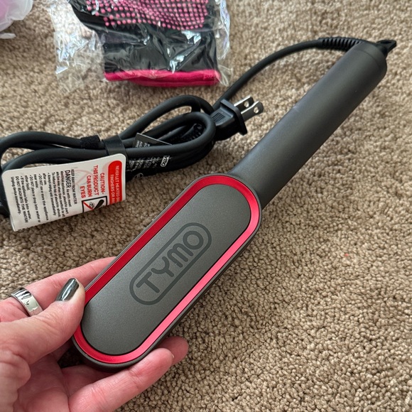 TYMO Ring Plus Ionic Hair Straightening Comb - Black and Red - Picture 4 of 12